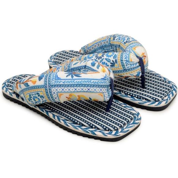 Farm Rio Navy Puffy Blue Palm Tree Printed Flip Flop Sandals Size 9 NWT - Picture 1 of 9